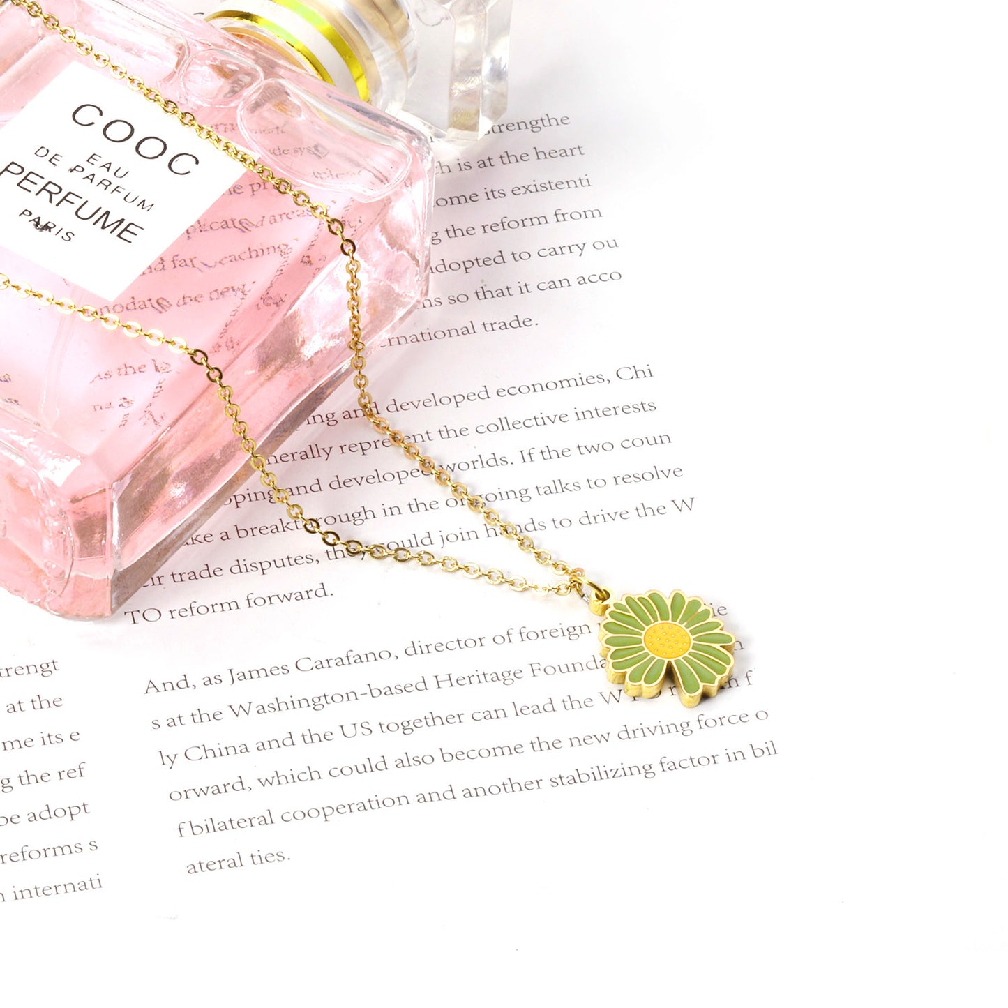 Green Flora Pendant Necklace