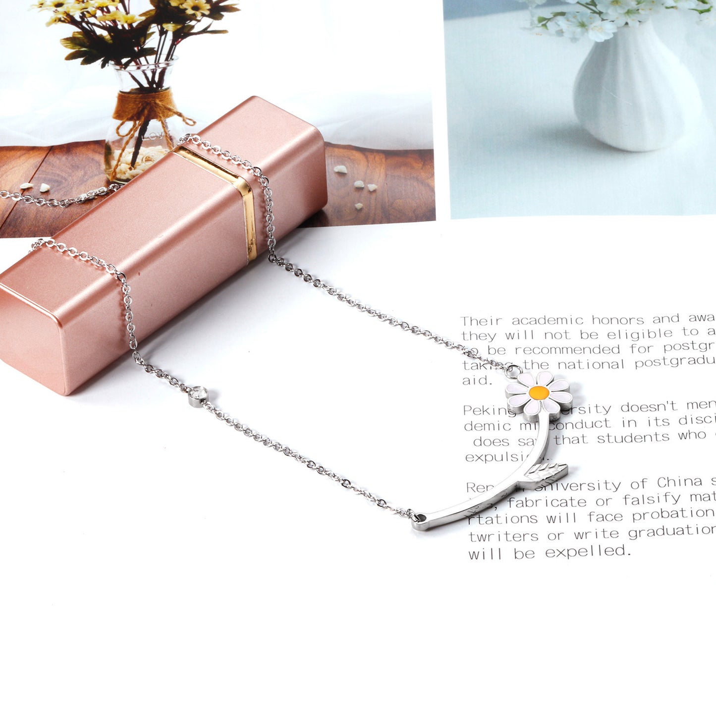 White Flower Pendant & Leaf Necklace