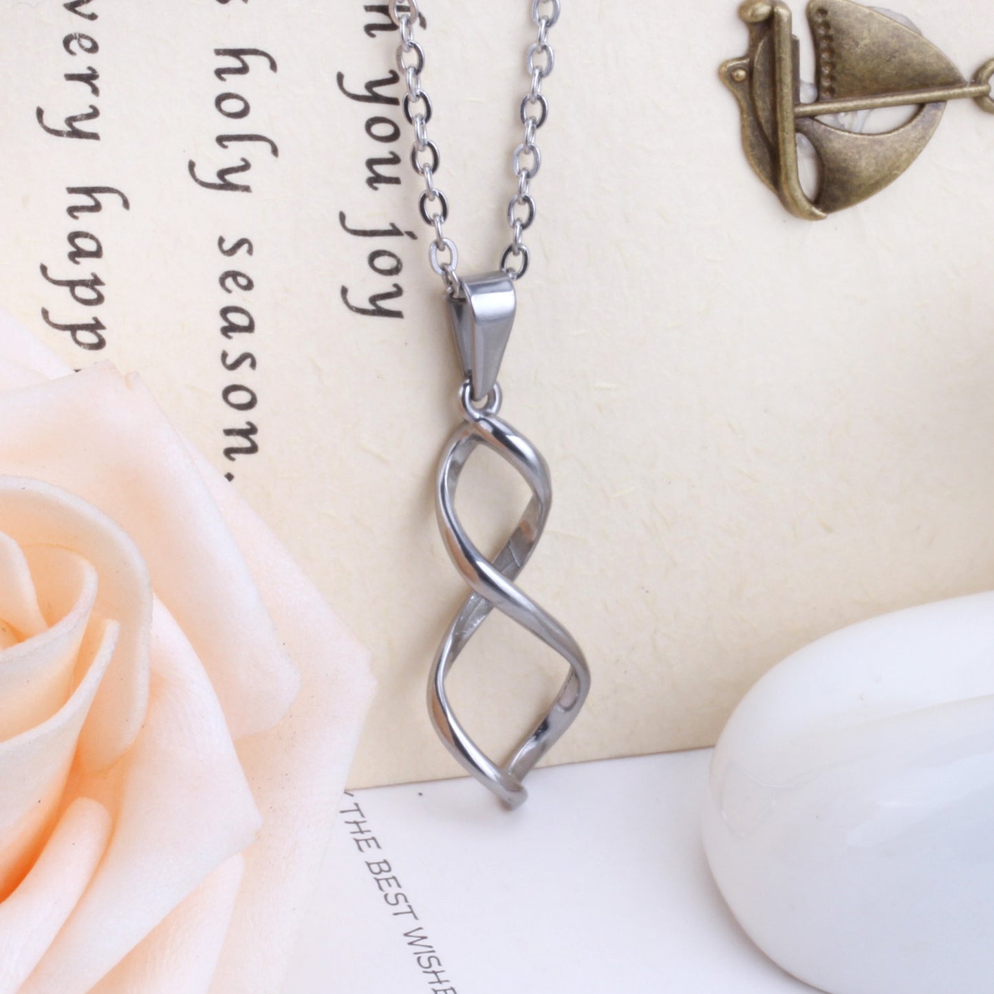 Silver Pendant Necklace